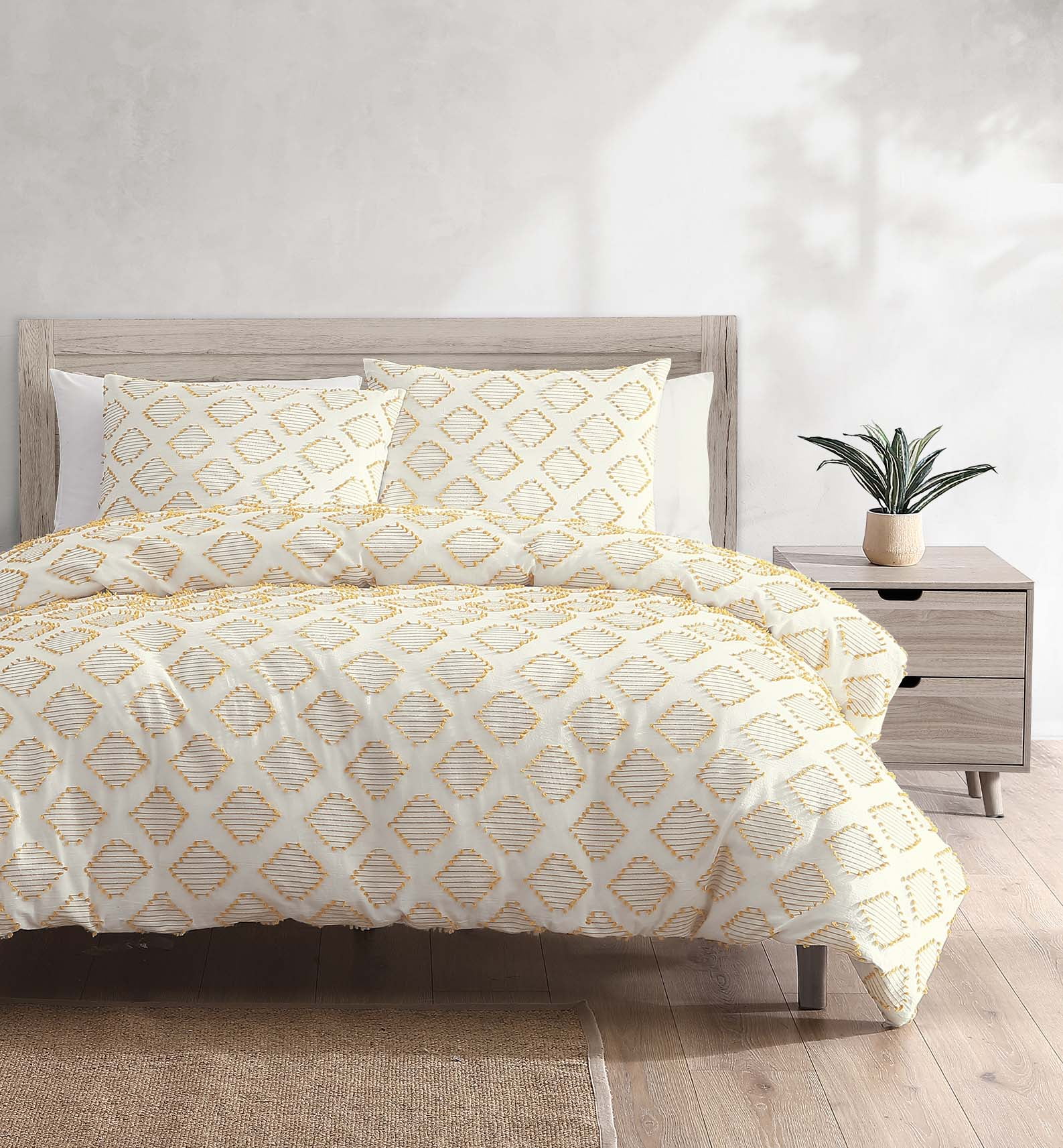 Better Homes & Gardens 3Piece Yellow Clipped Jacquard Diamond Duvet