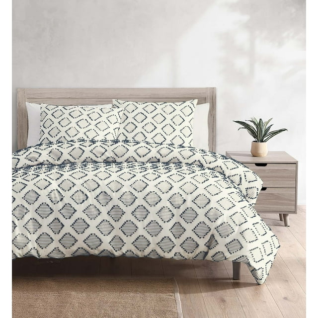 Better Homes & Gardens 3piece Navy Clipped Jacquard Diamond Duvet