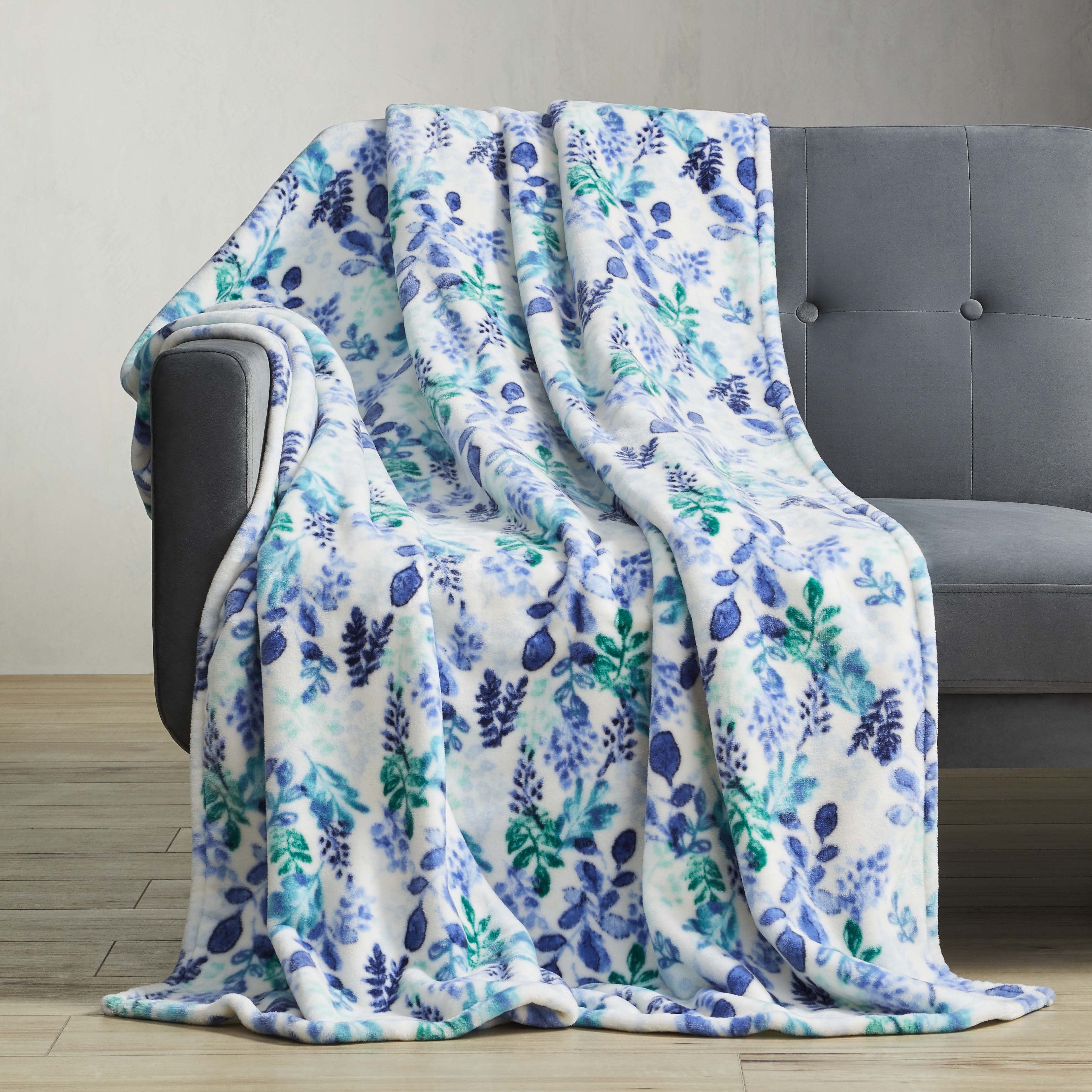 Better Homes & Gardens Blue Floral Polyester Throw Blanket, Oversized ...