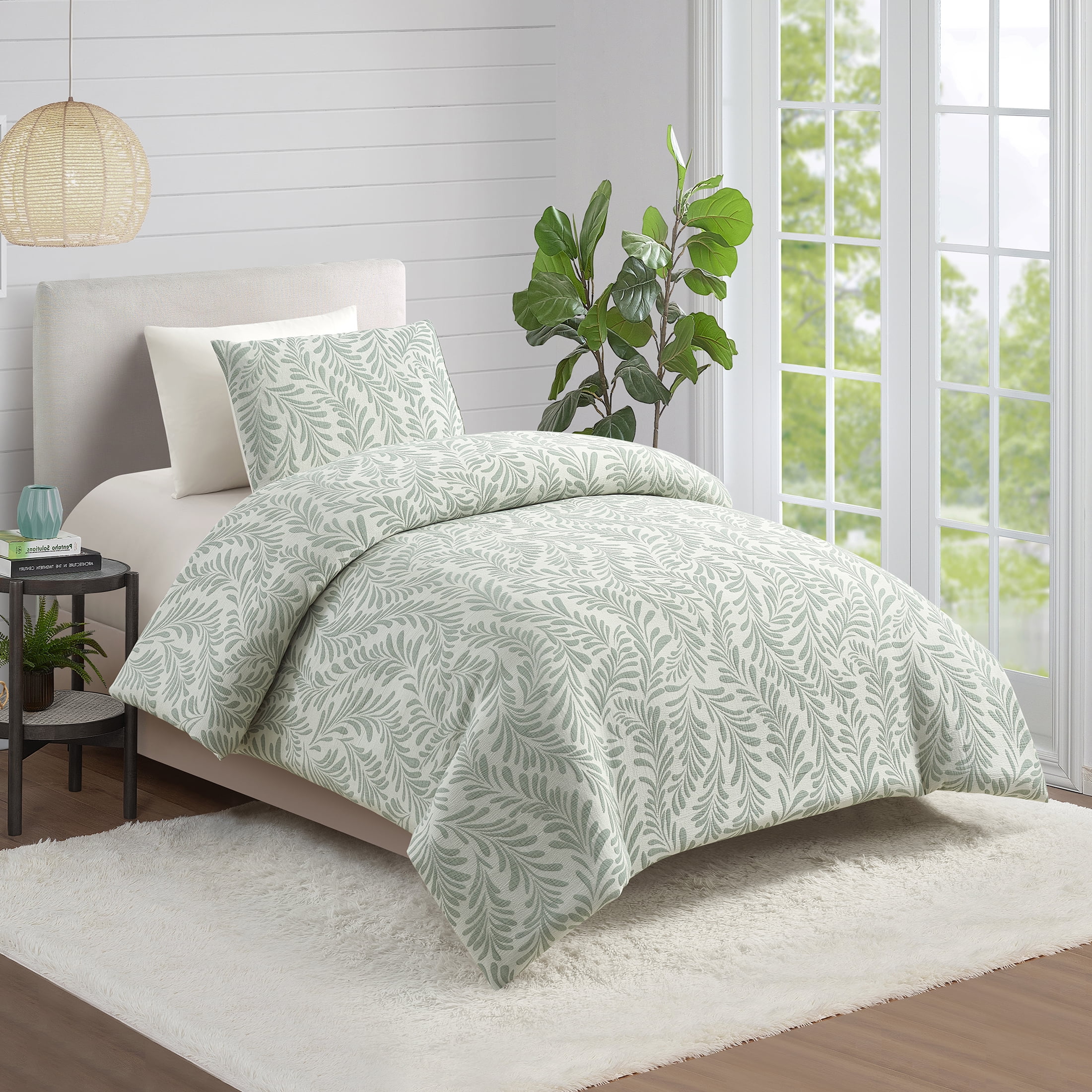 Better Homes & Gardens Botanical 2-Piece Comforter Set, Green, T/TXL, All Ages