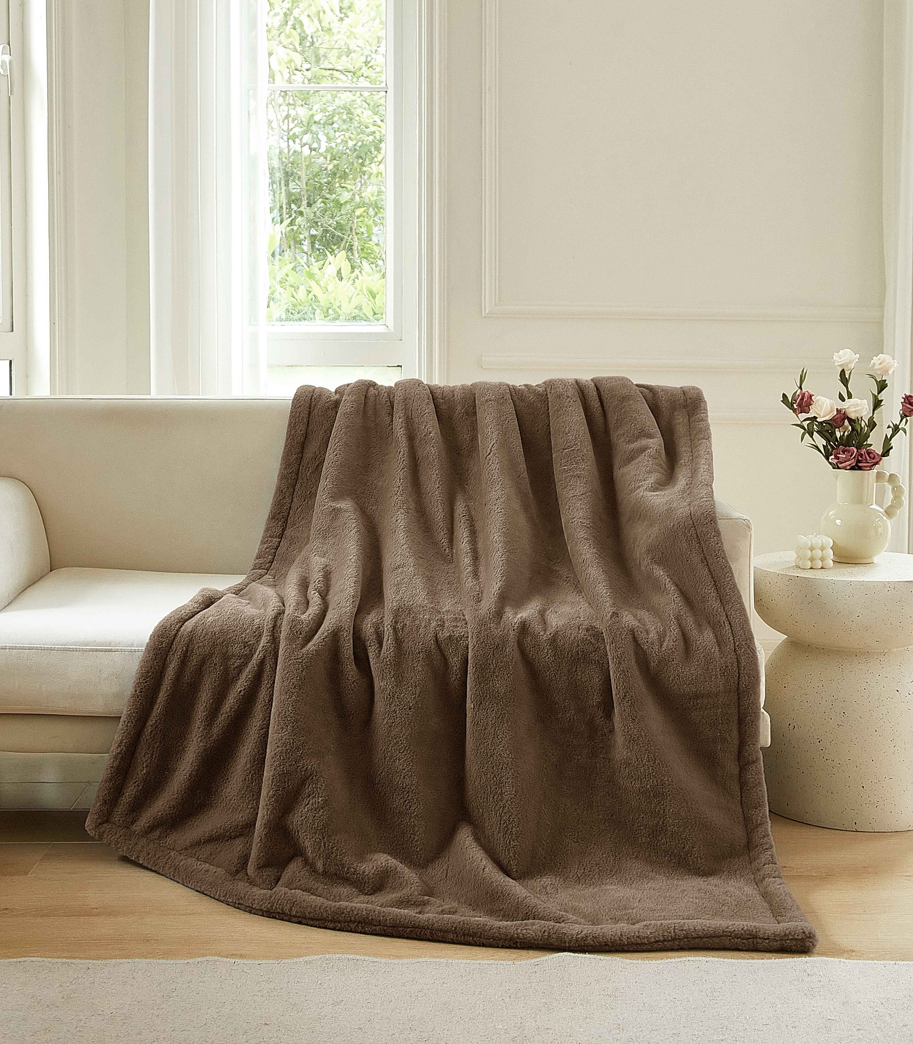Better Homes Gardens Cuddle Faux Fur Throw Blanket, Taupe