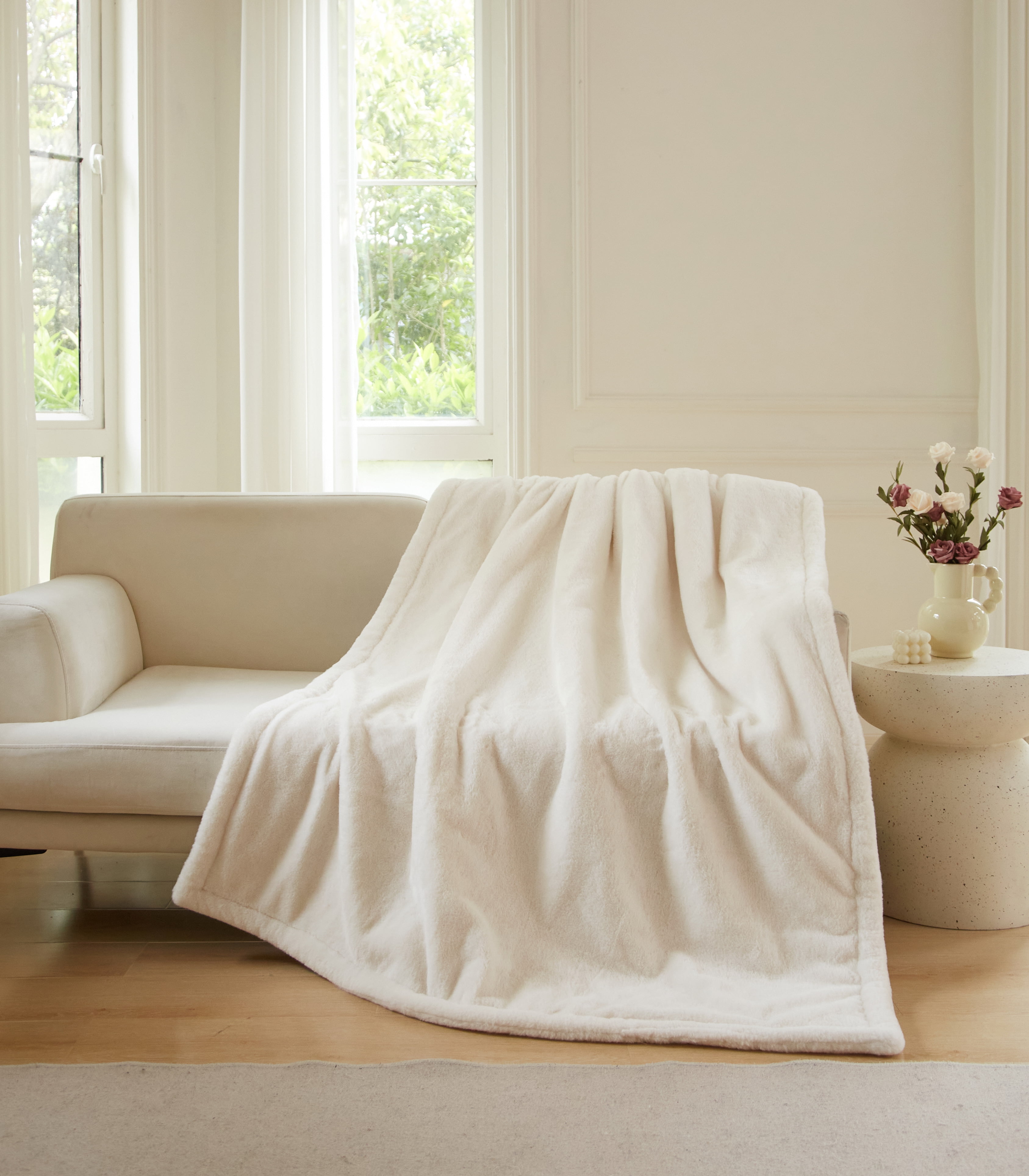 Better Homes & Gardens Cuddle Faux Fur Throw Blanket, Vanilla
