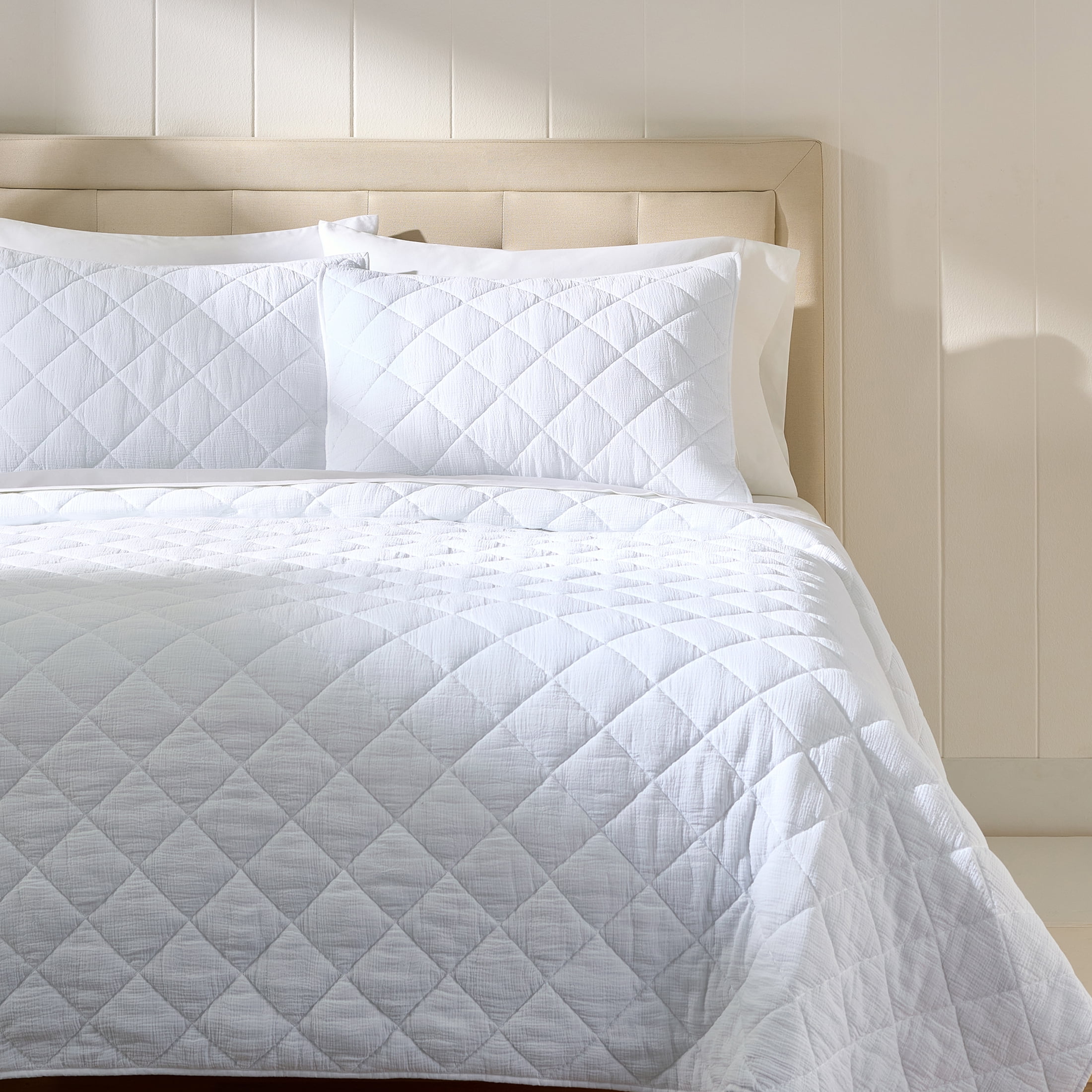 Better Homes & Gardens Diamond Gauze Quilt, White, King
