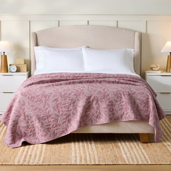 Better Homes & Gardens Botanical Double Cloth Quilt, King, Violet Gem Bedding