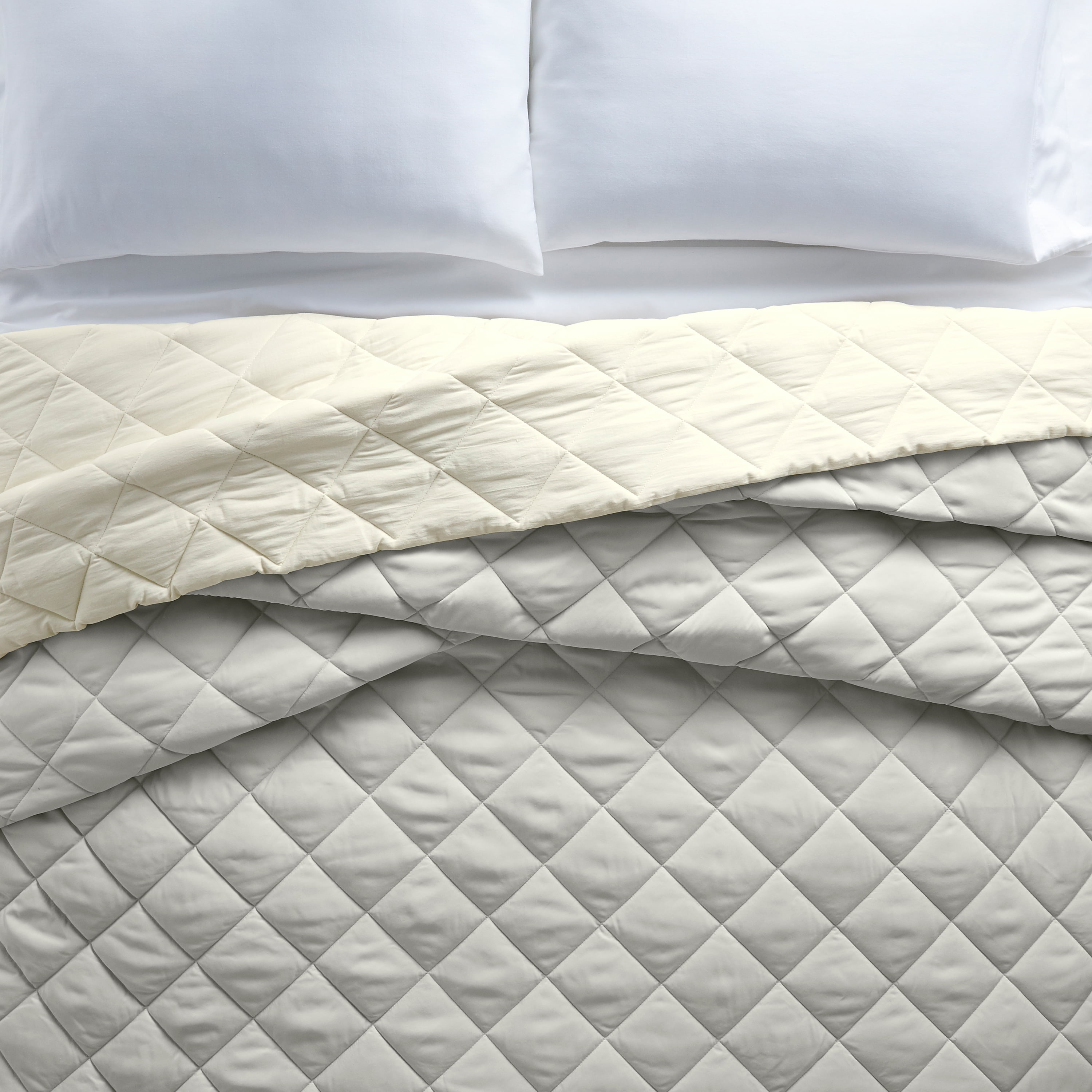 Better Homes & Gardens Down Alternative Comforter, Full/Queen - Silver, Reversible