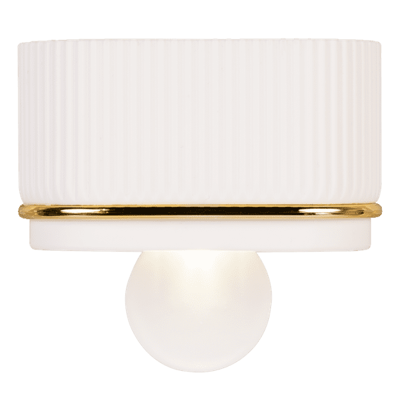 The Better Homes & Gardens Dual Aroma Accent Fragrance Plug in Artic White