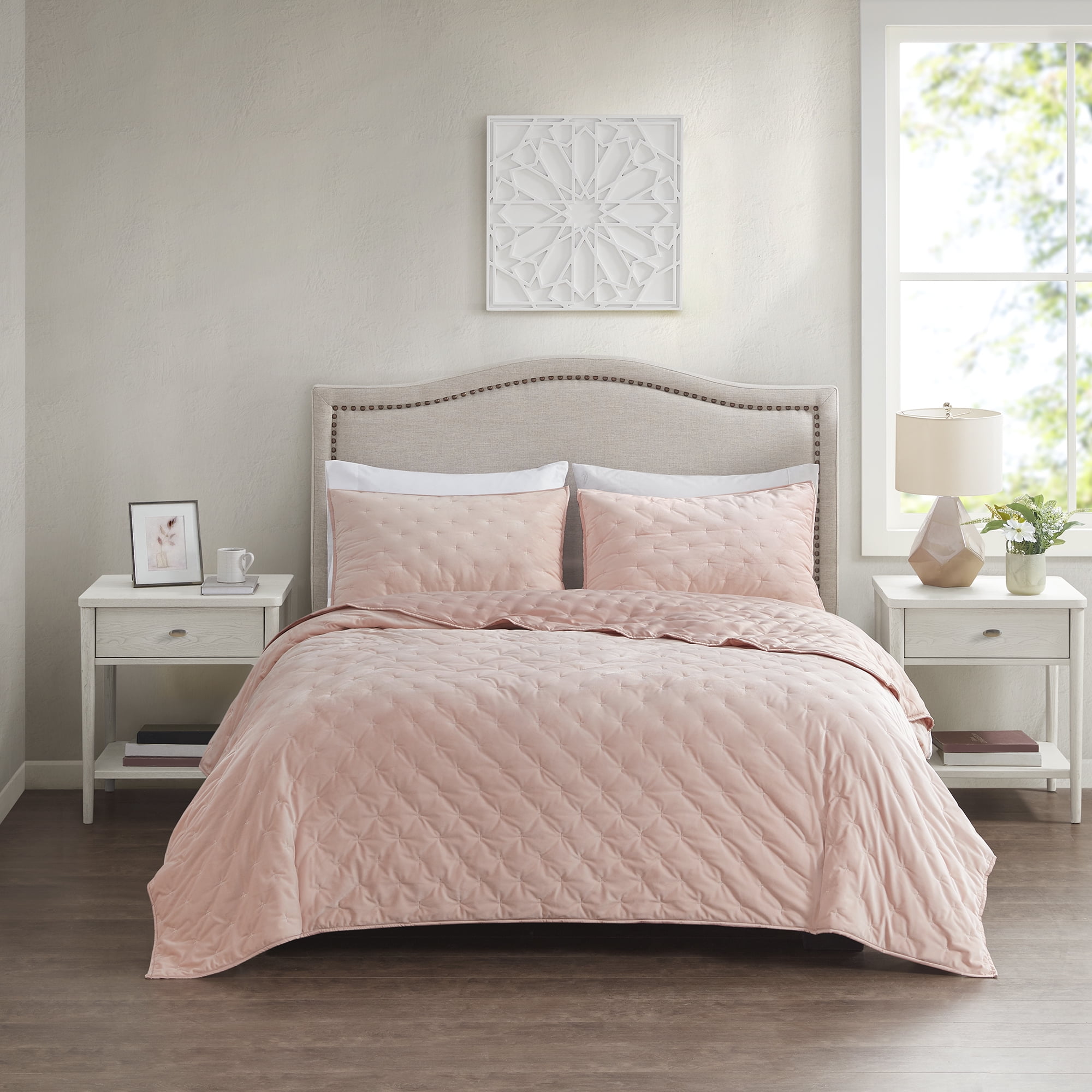 Blush King Reversible Velvet Embroidered Quilt