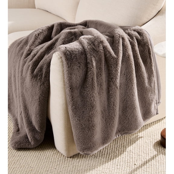 Better Homes & Gardens Faux Fur Throw Blanket, 50 in x 72 in, Grey Bisque