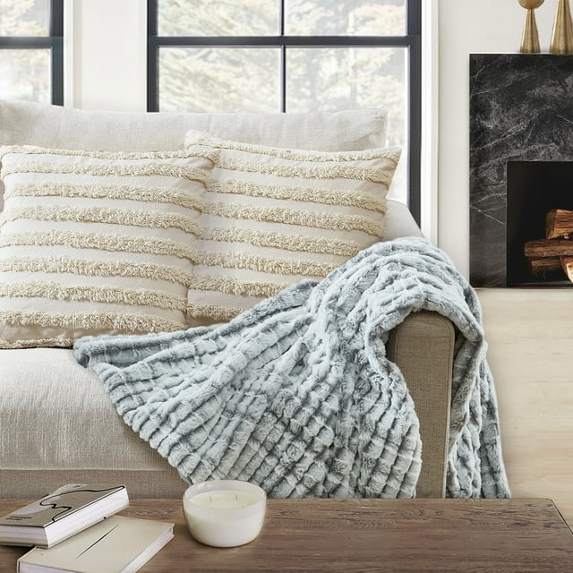 Better Homes & Gardens Faux Fur Throw Blanket, Grey Dip Dye, Standard 