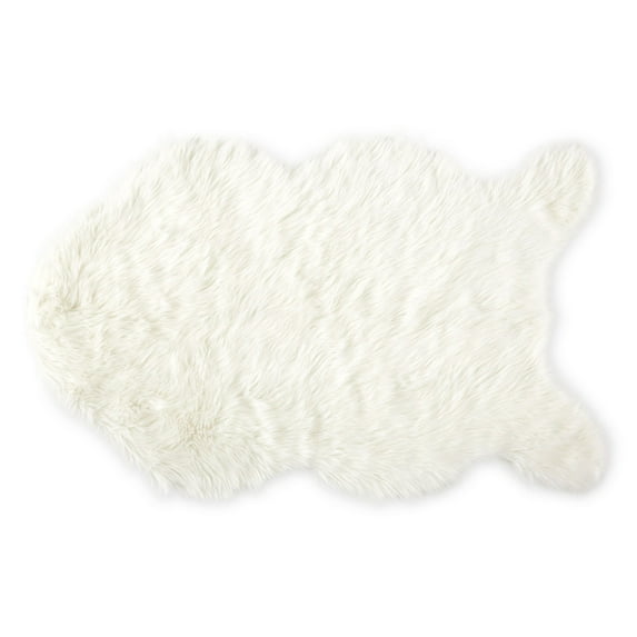 Better Homes & Gardens Faux Sheepskin Fur Pelt Area Rug, White, 30"x47"