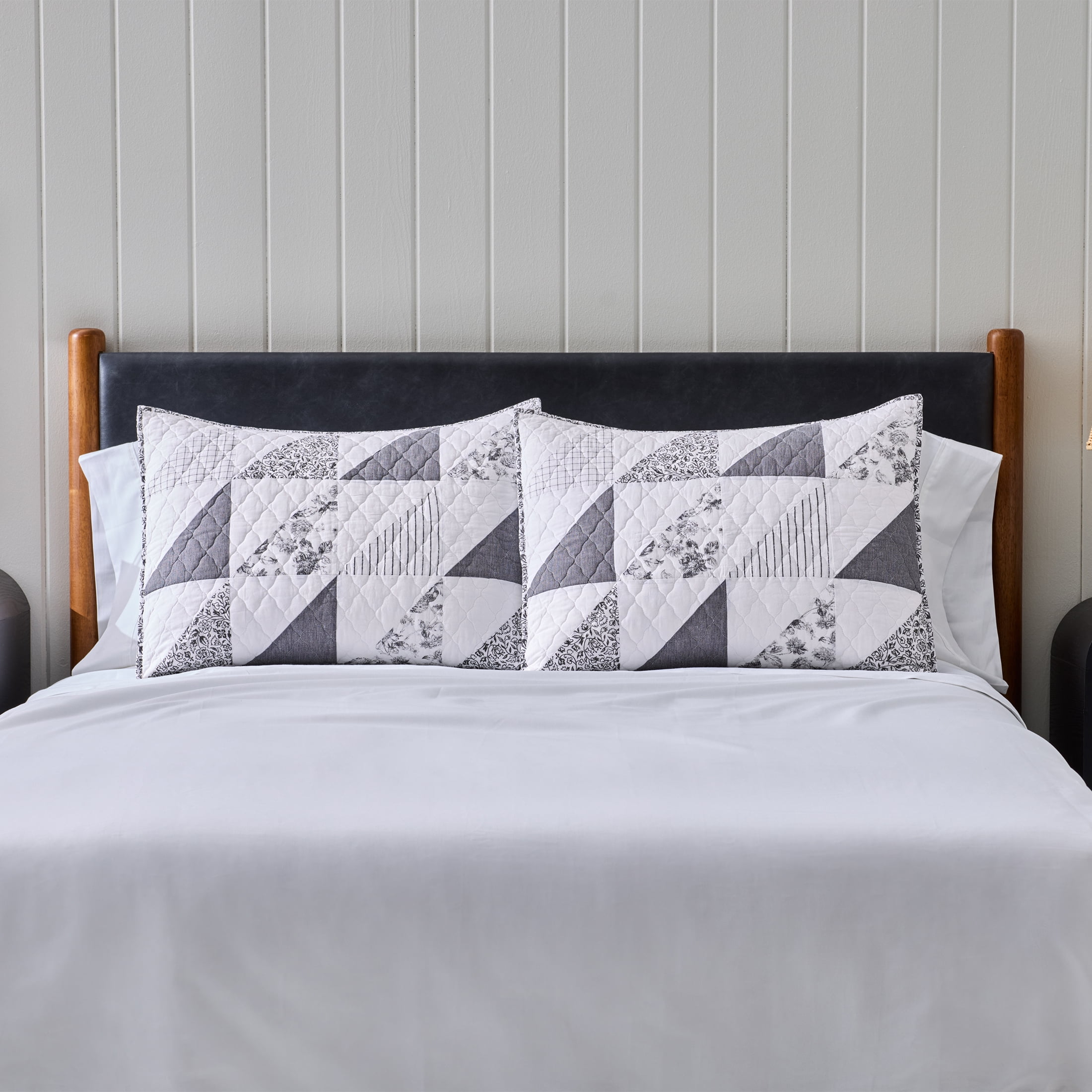 Better Homes & Gardens Heirloom Patchwork Pillow Shams, Standard, 2 Pack