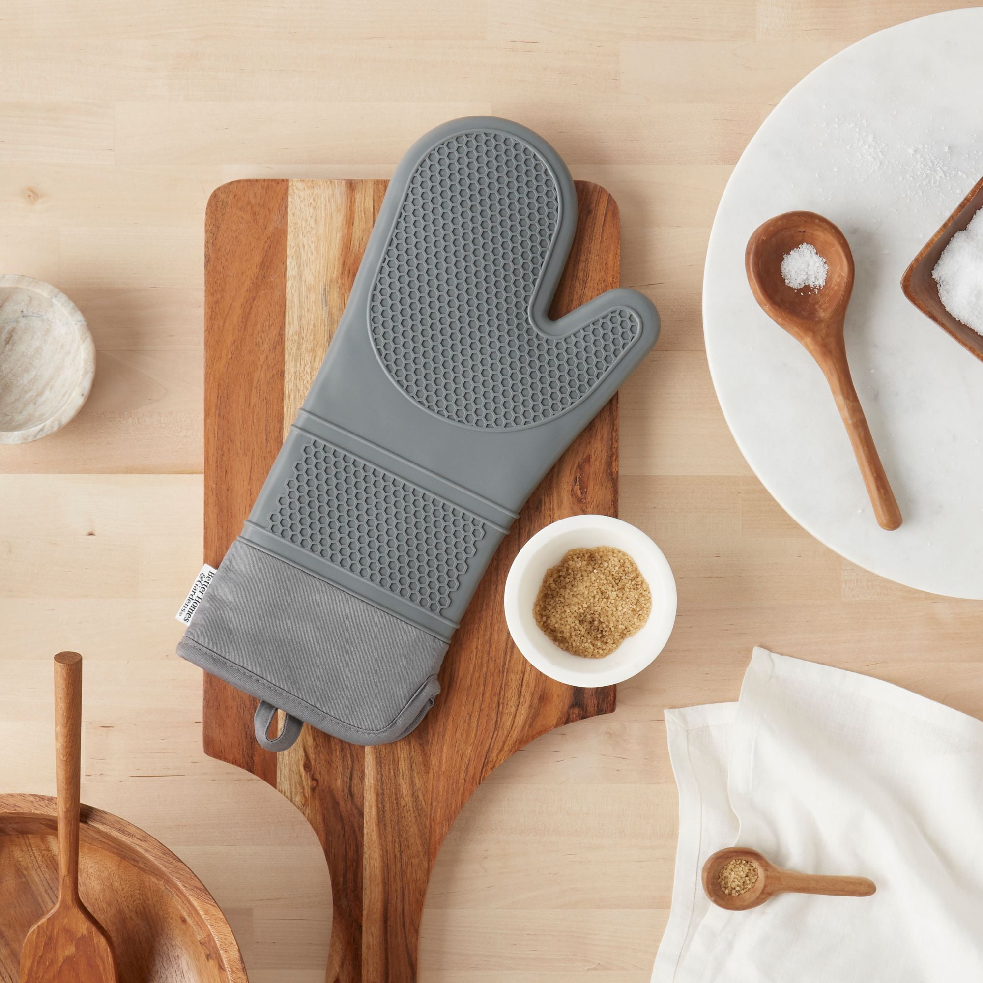 Pampered Chef Silicone Oven Mitt Set