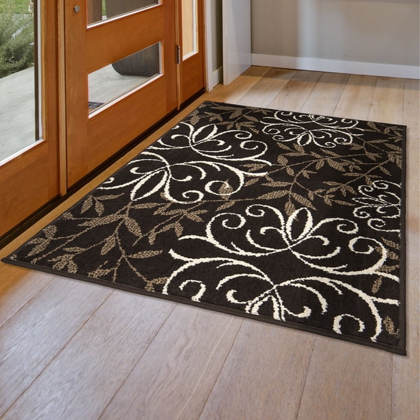 Better Homes & Gardens Iron Fleur Area Rug, Brown, 2'6
