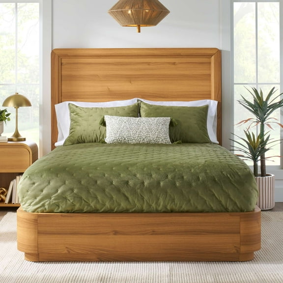 Better Homes & Gardens Juliet Curved Wood Platform Bed, Queen, Honey Brown