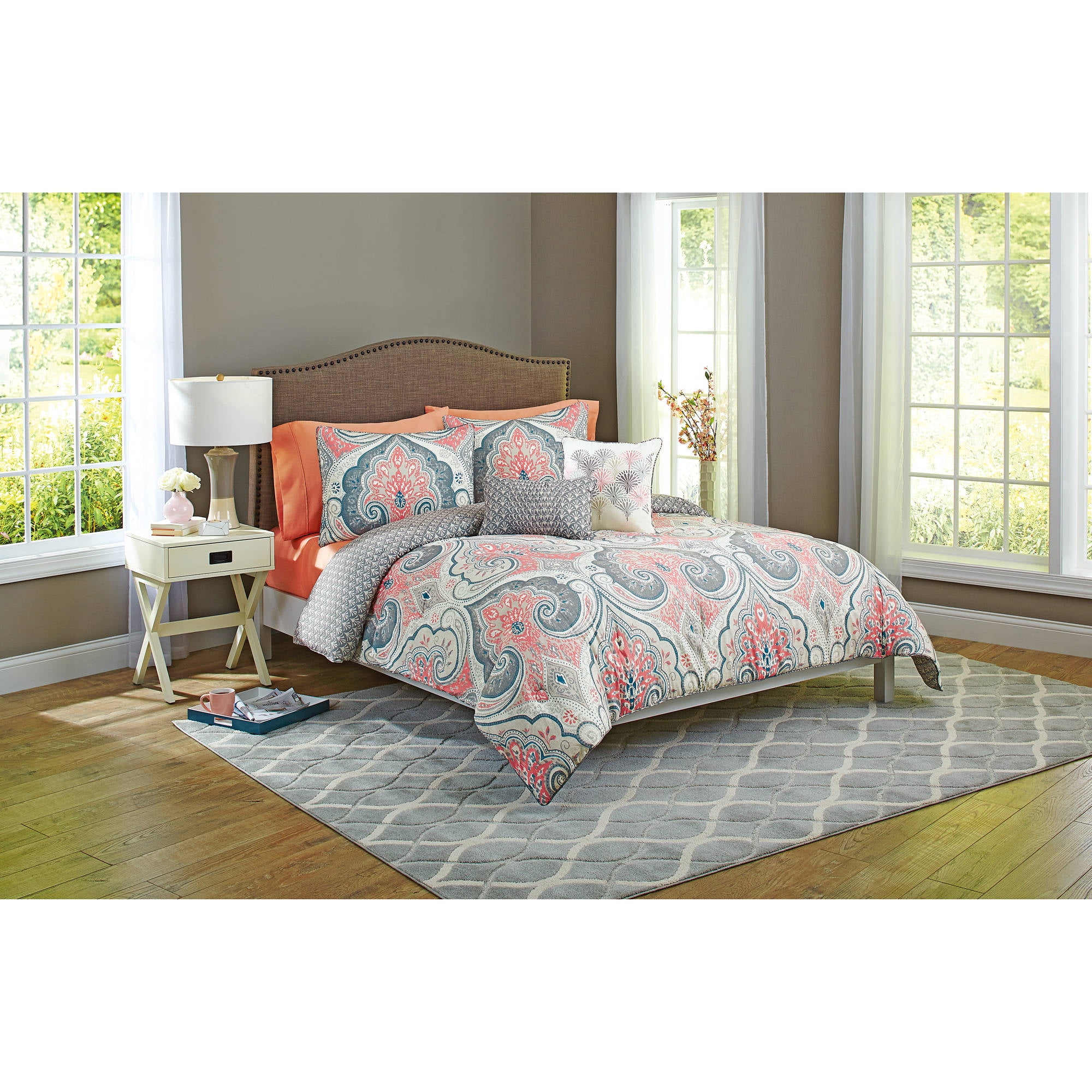 Better Homes & Gardens King Medallion Grey Comforter Set, 5 Piece