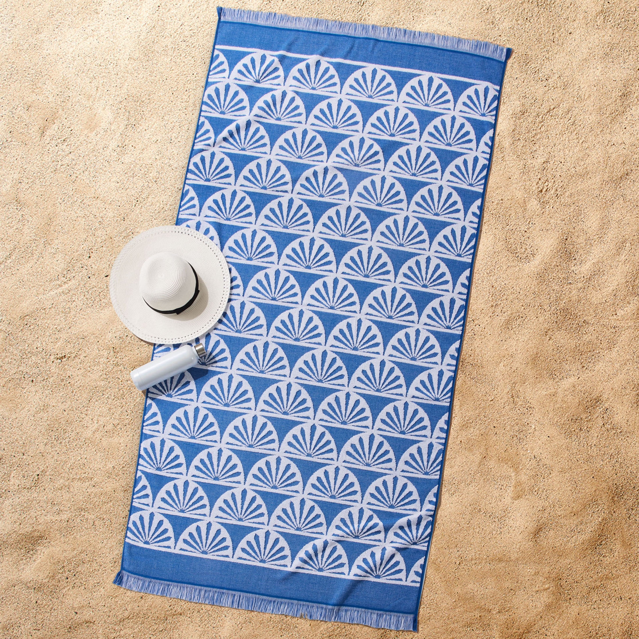 Better Homes & Gardens Oversized Navy Sun Print Cotton Blend Beach Towel, 38" x 72"