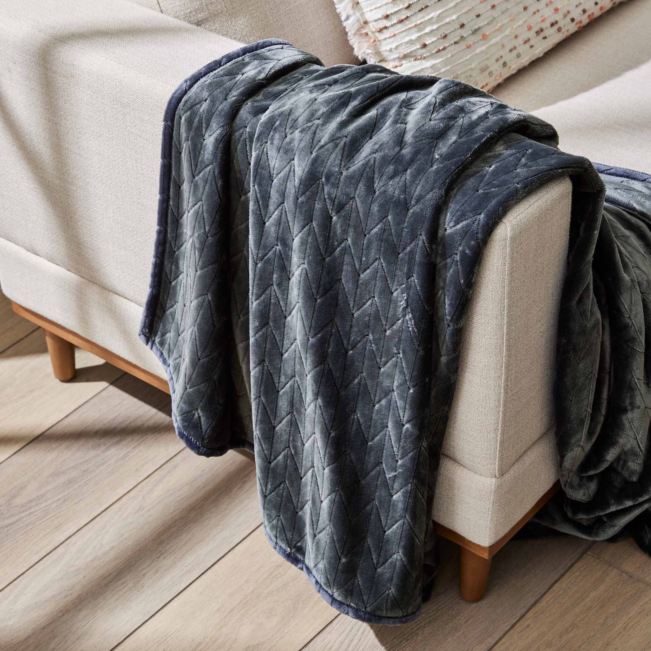 Better Homes Gardens Polyester Velvet Plush Throw Greystone 50 x 72