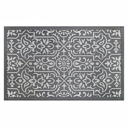 Better Homes & Gardens Polypropylene Gray Jacquard 20" x 34" Indoor Kitchen Rug
