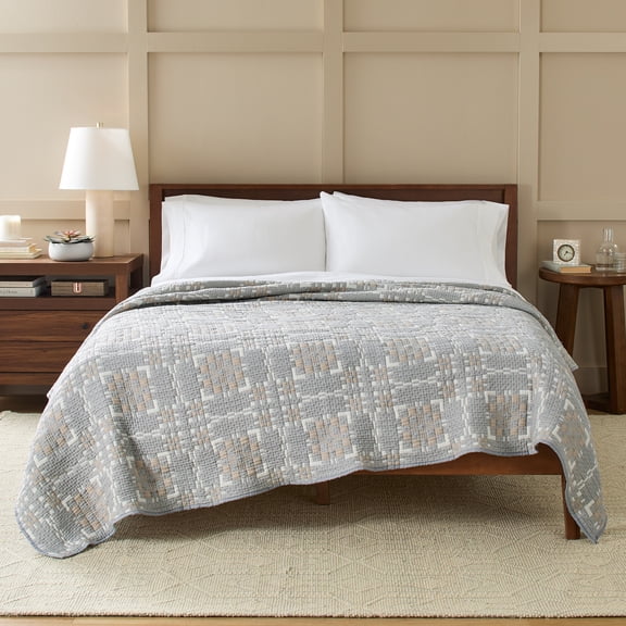 Better Homes & Gardens Grey Modern Mosaic Cotton Matelasse Reversible Quilt, Full/Queen