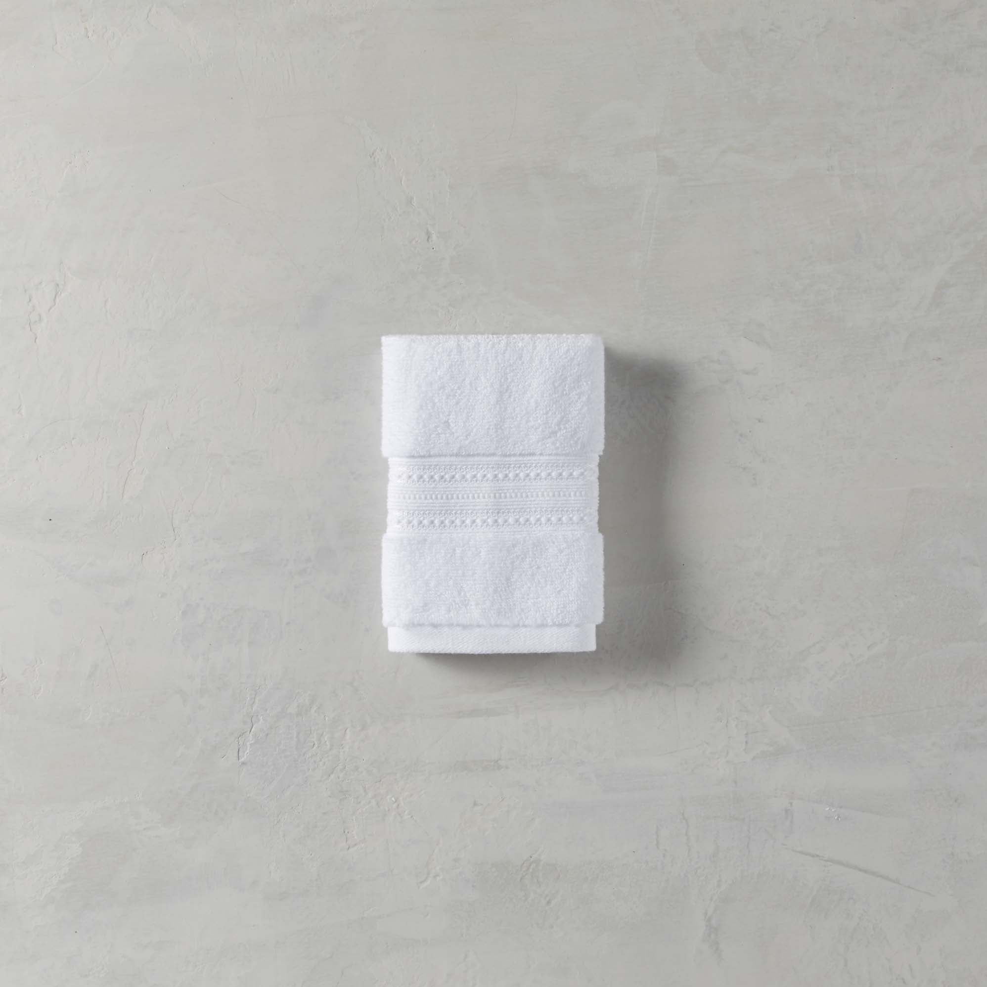 Better Homes & Gardens Signature Soft Solid Washcloth, Arctic White - Walmart.com