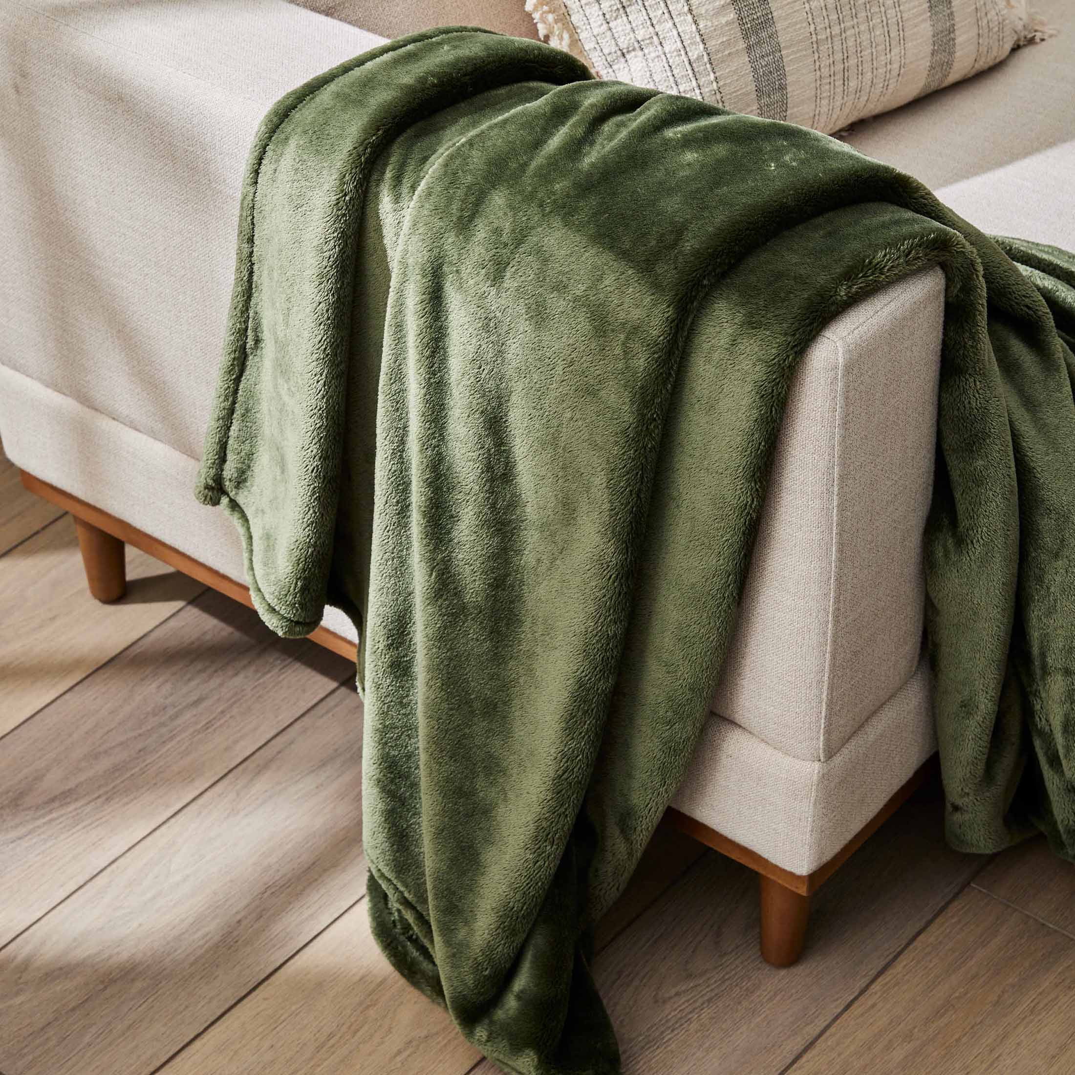 Velvet plush throw sale