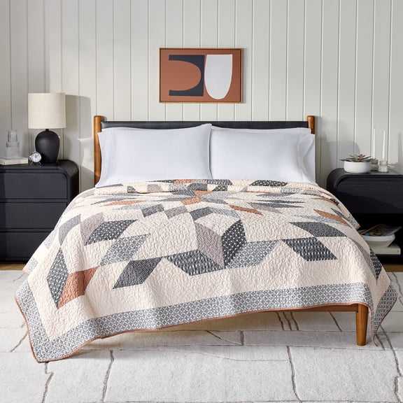 Better Homes & Gardens Starburst Patchwork Cotton Quilt, Off-White, California King