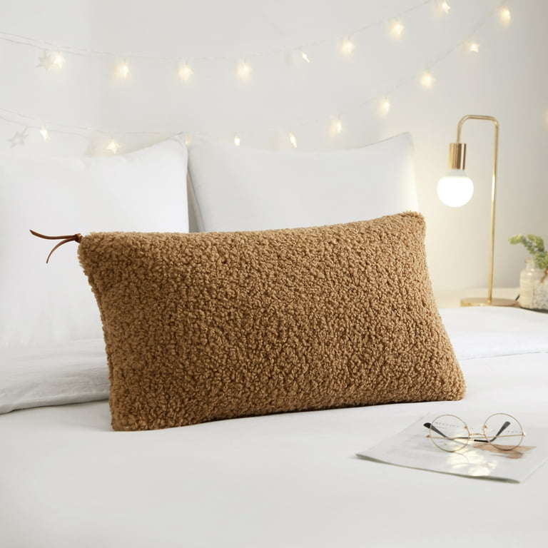 Better Homes Gardens Teddy Oblong with Chunky Zipper 14 x 24