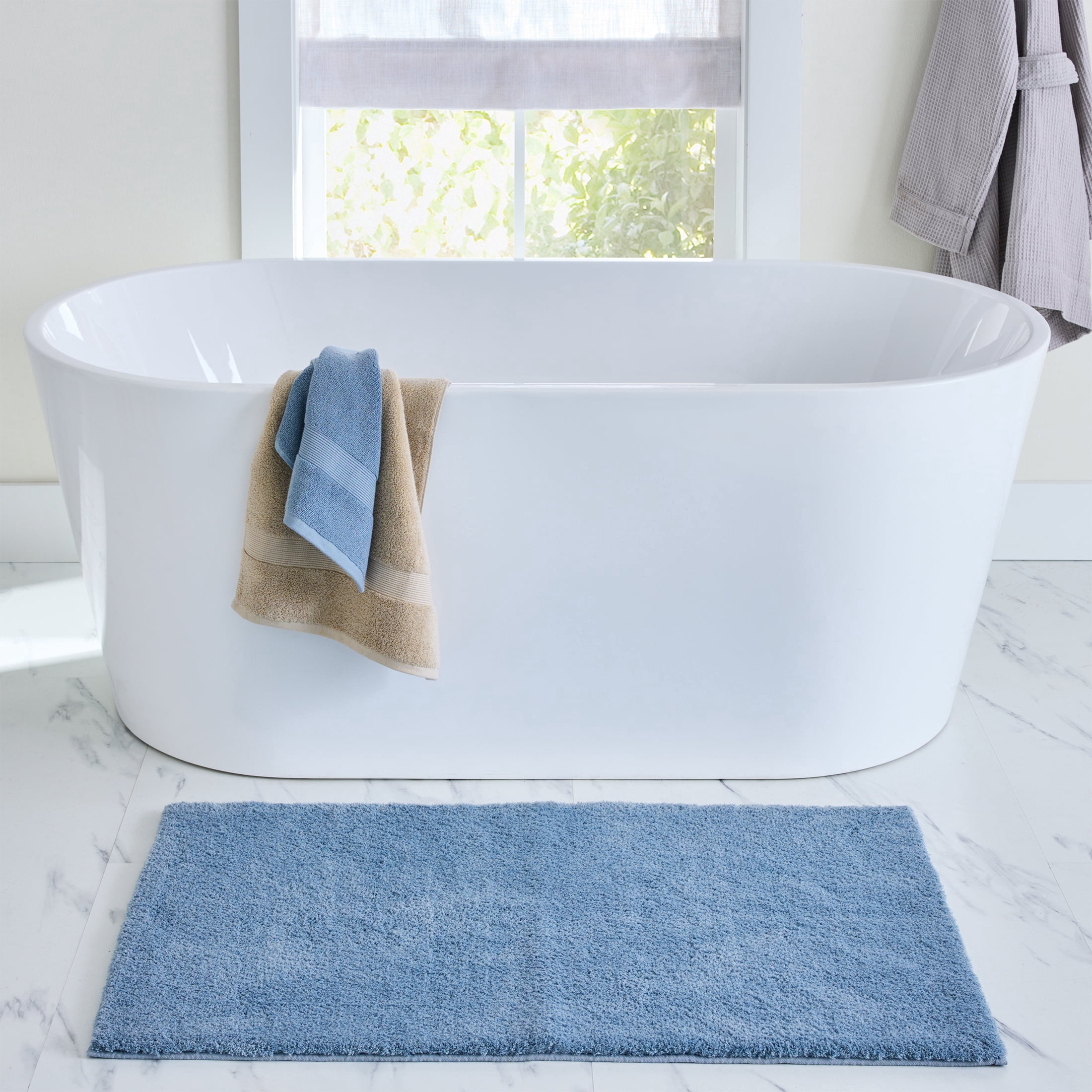 Better Homes & Gardens Ultra Soft Polyester Rug, Plush Absorbent Floor Rug with Skid-Resistant Backing, Machine Washable, 23" x 39", Blue Silver