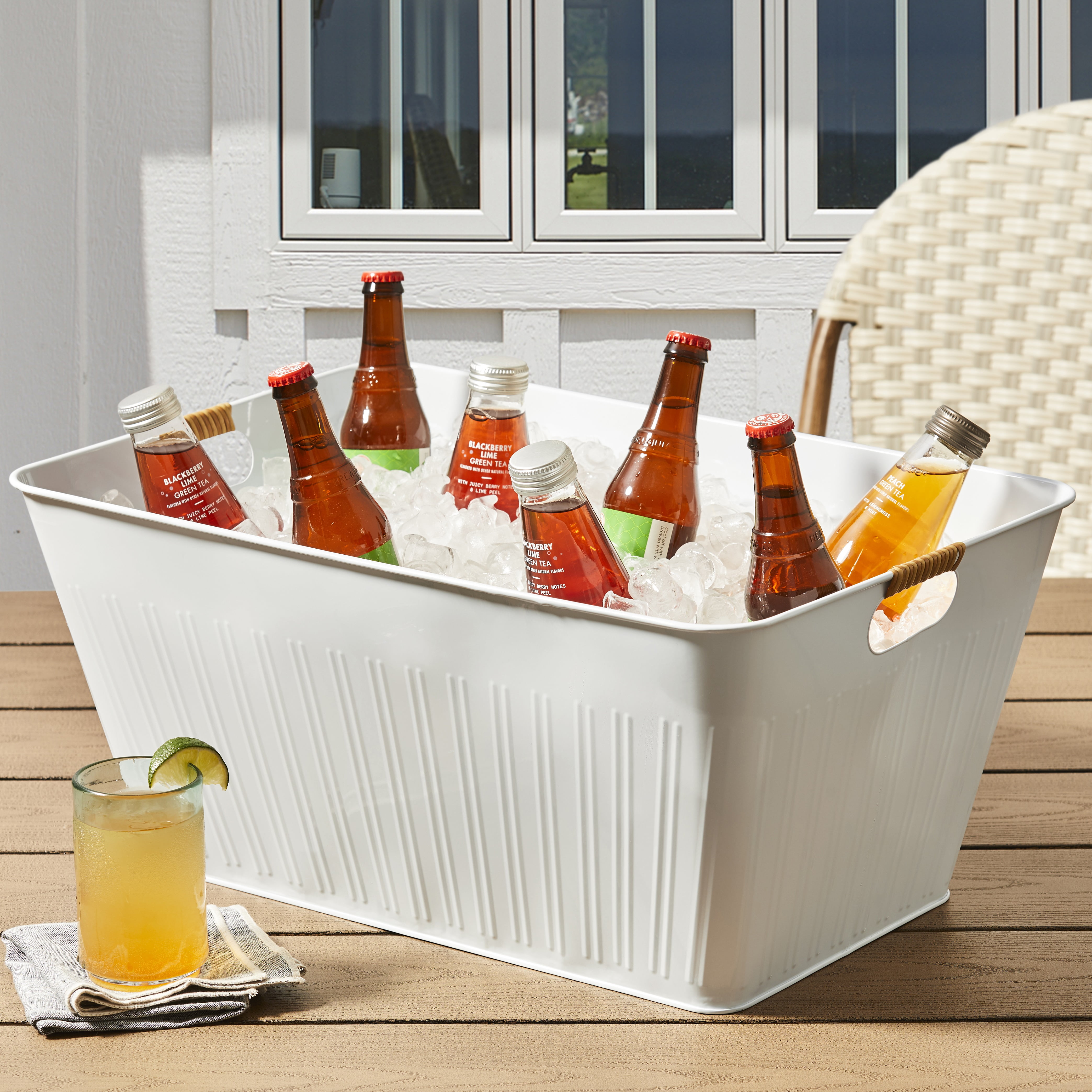 Better Homes & Gardens White Large Rectangle Galvanized Tub, 21.96" x 14.96"