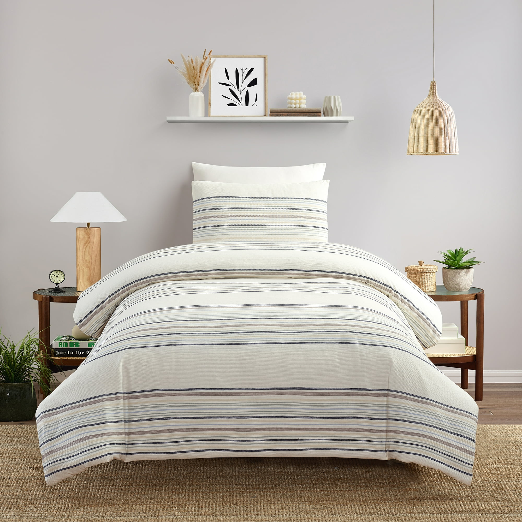 Yarn dye stripe comforter set