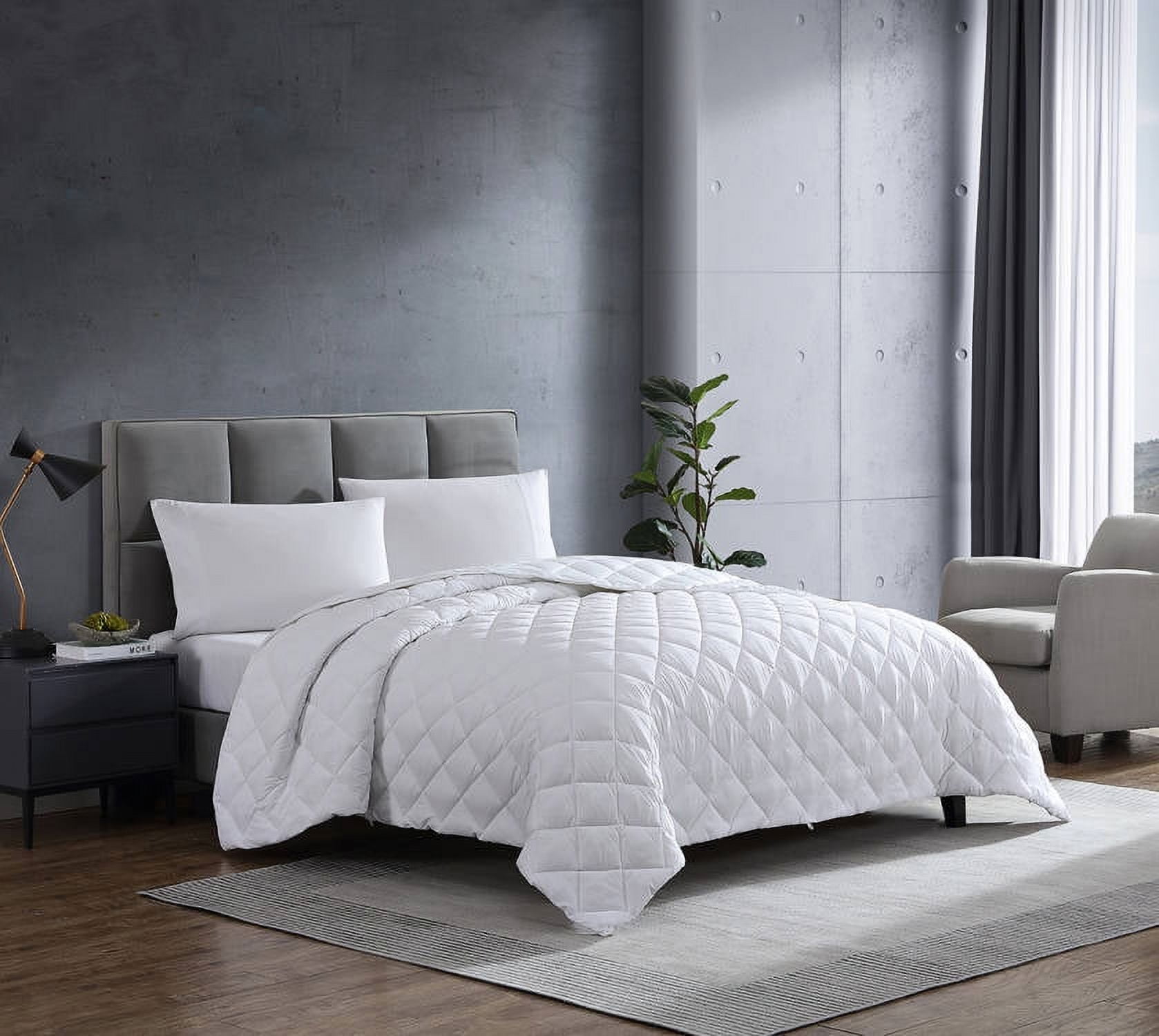 Better Homes & Gardens Duvet Insert King 104”x92” All Season