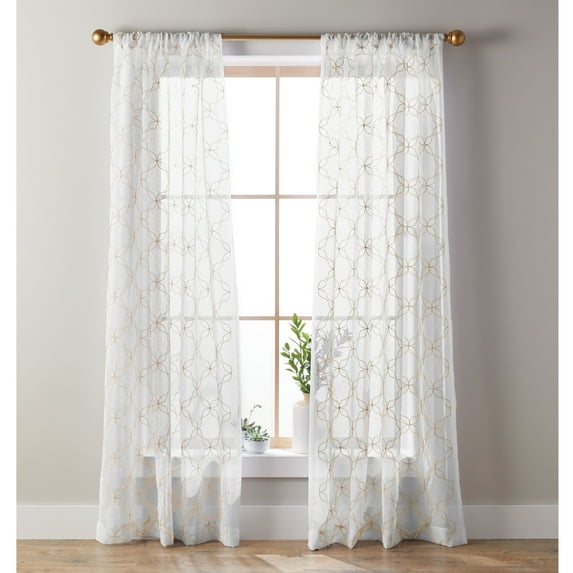 Better Homes and Gardens Quatrefoil Embroidery Pole Top Panel