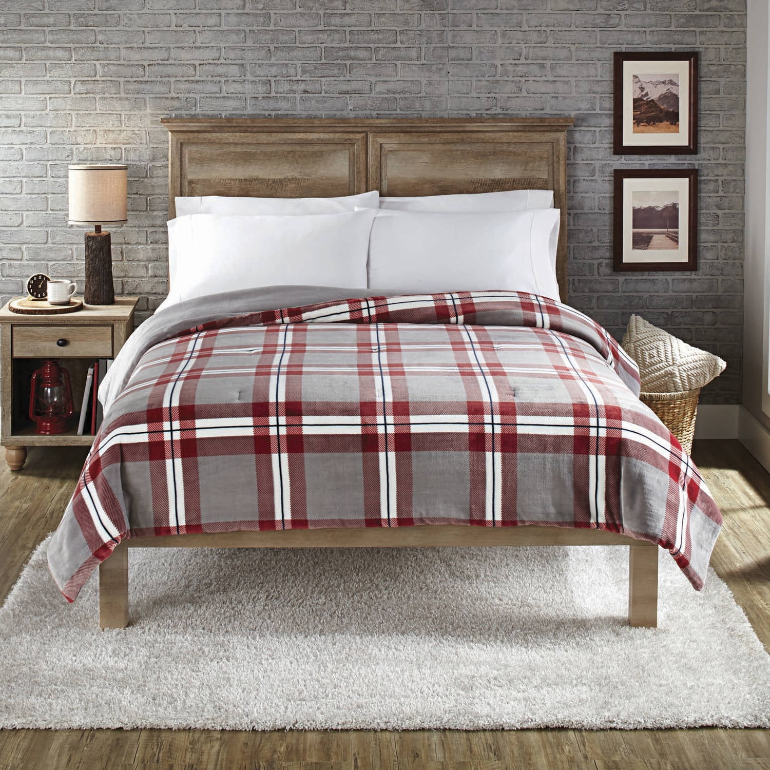 Better Homes and Gardens Velvet Plush Comforter