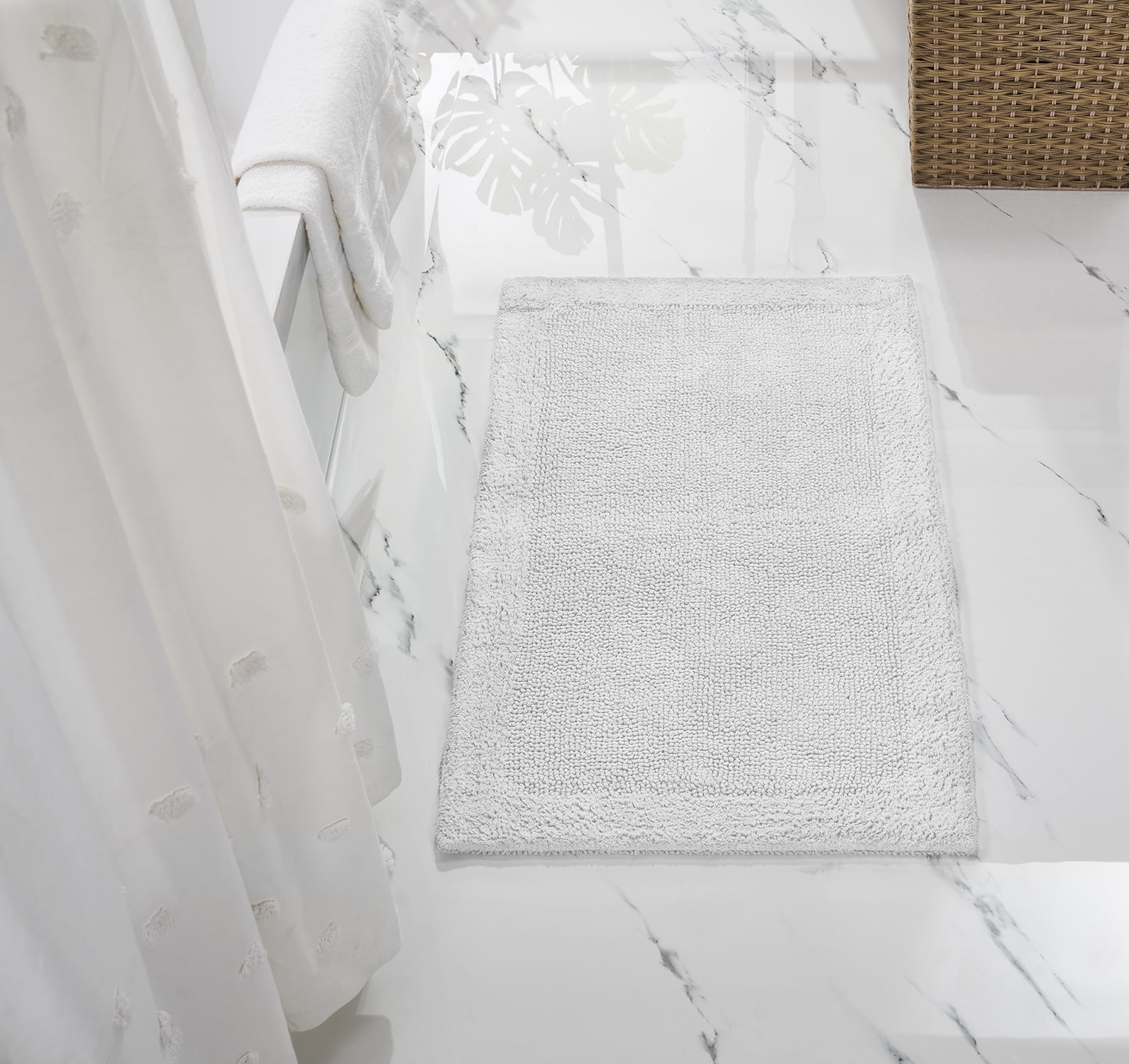 Better Trends Edge Collection Reversible Bath Mat, Luxury White Bath