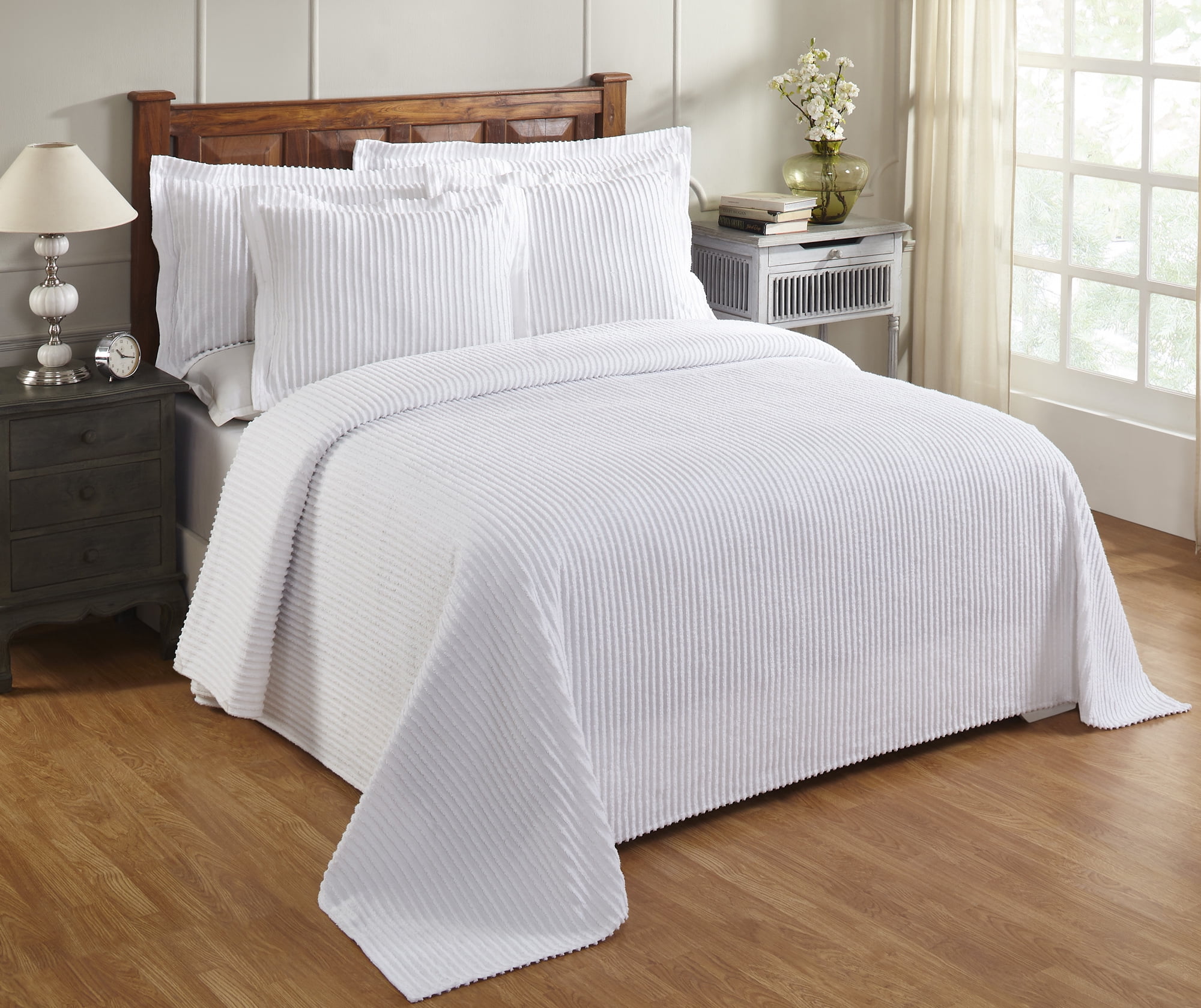 Better Trends Jullian Collection Solid Print 100% Cotton, Twin Bedspread, White