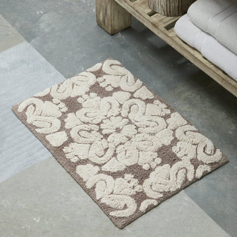 Medallion Collection Bath Rug