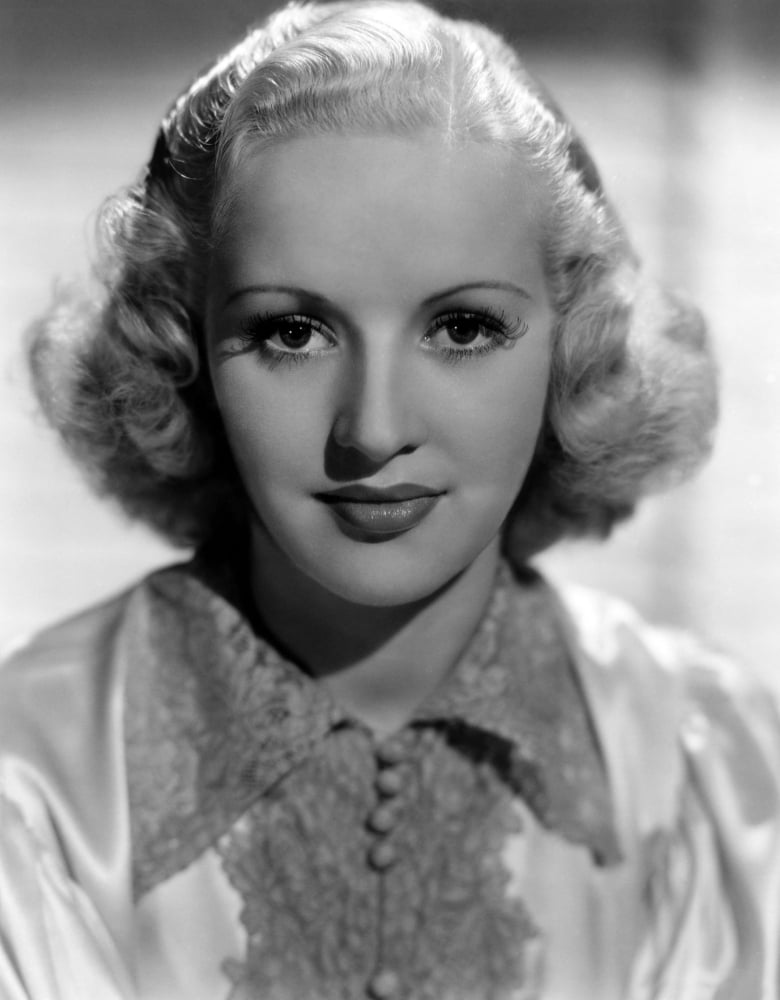 Betty Grable Canvas Art - (16 x 20)