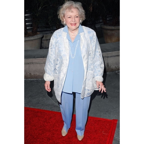 Betty White At Arrivals For Love N' Dancing Premiere Arclight Hollywood Los Angeles Ca May 6 2009. Photo By Roth