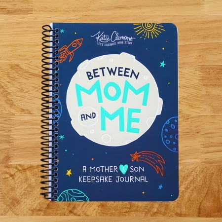 Between Mom and Me: A Mother and Son Keepsake Journal (Spiral Bound)
