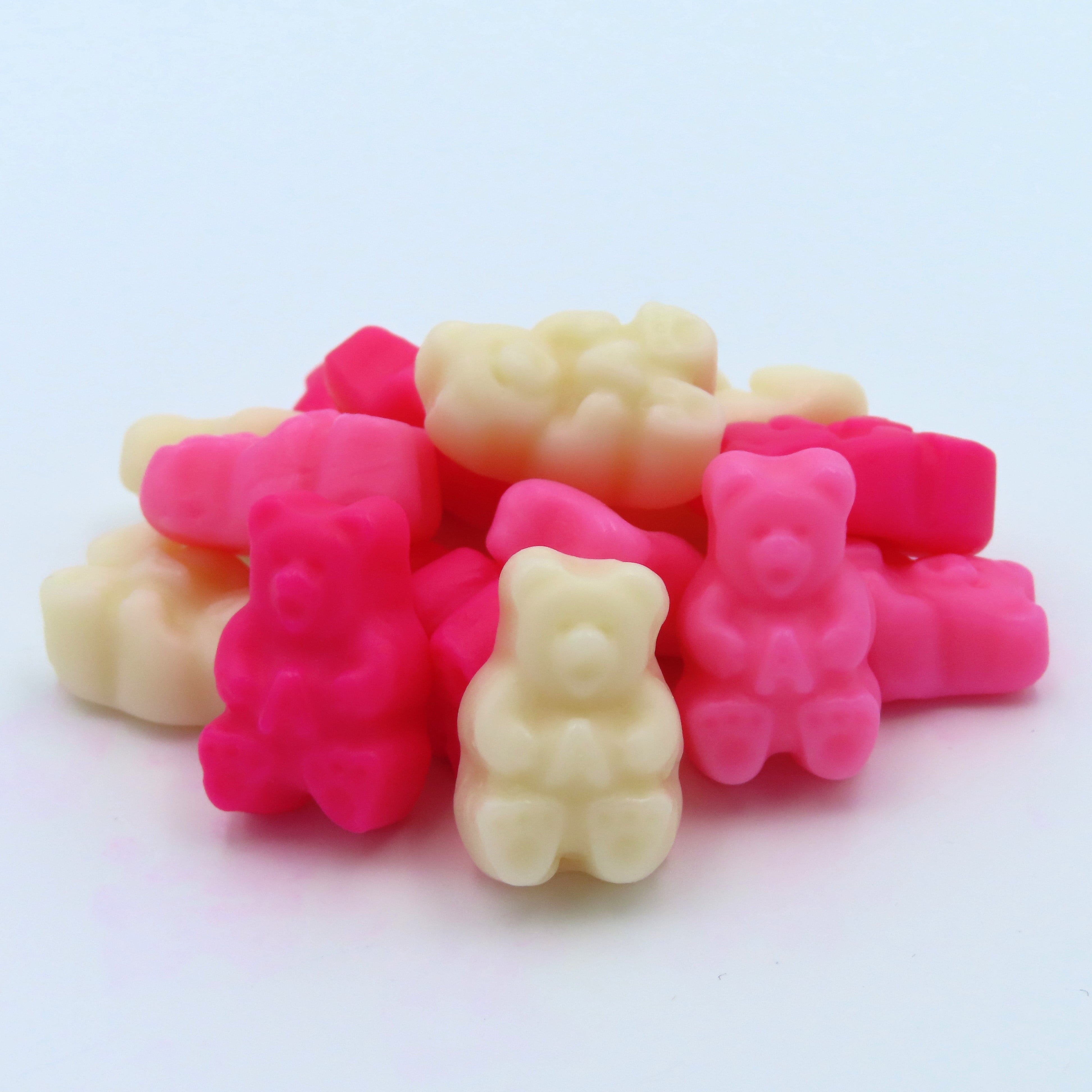 Beulah's Lovestruck Valentine Gummy Bears, 5 Pound Package, 600 Pieces of Candy