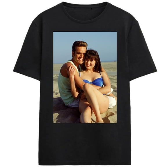 Beverly Hills 90210 Brenda & Dylan Beach Screenshot Adult Black Crew Neck Short Sleeve T-shirt-Medium