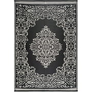 Beverly Rug 4' x 6' Black and White Medallion Outdoor Rug