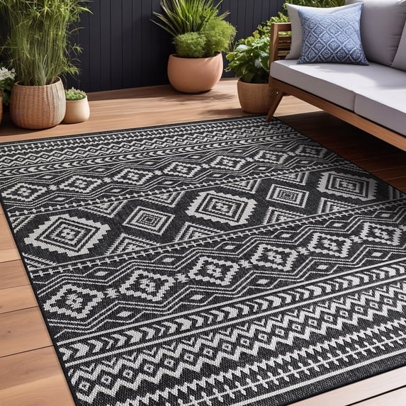 Beverly Rug Outdoor Rugs 5' x 7' Patio, Porch, Garden Black and White
