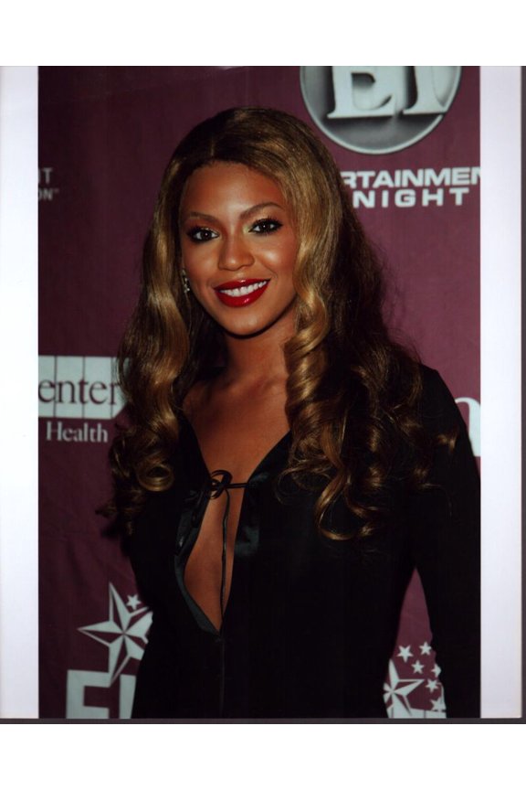 Beyonce In Tied Black Top Photo Print (8 x 10) - Item # MVM02836