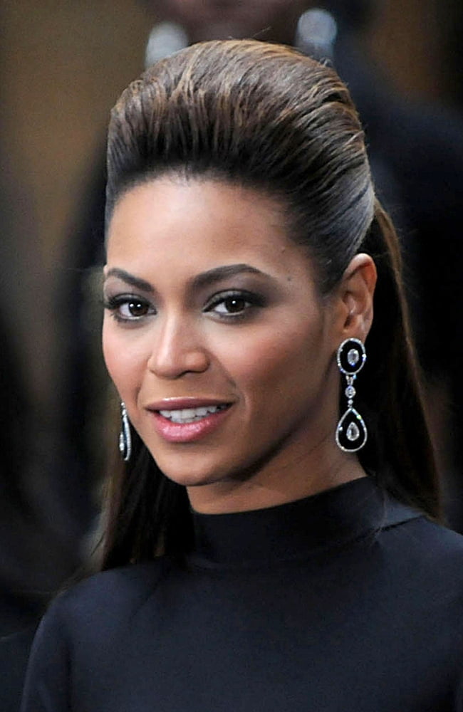 Beyonce Knowles On Stage For Today Show Concert With Beyonce On Nbc Canvas Art - (16 x 20)