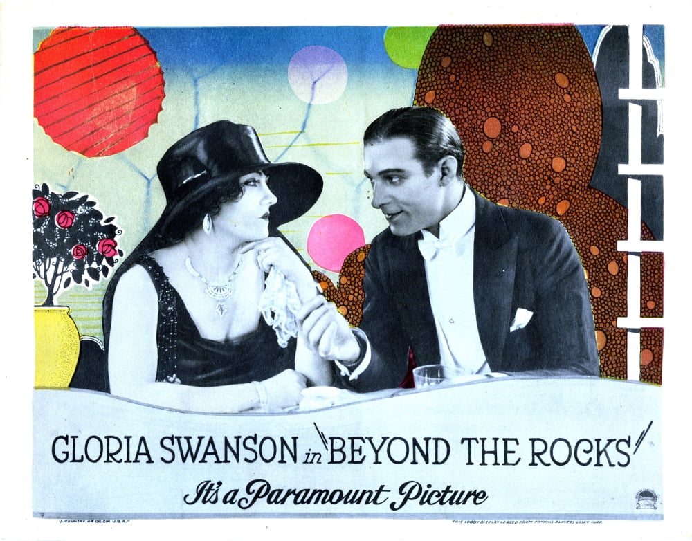 Beyond The Rocks U Canvas Art - (28 x 22)