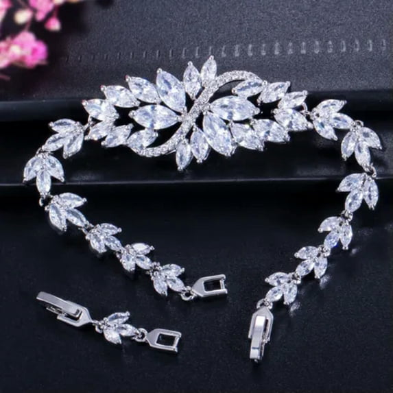 Big Bridal Wedding Silver Plated CZ Red Leaf Bracelet for Women Party Jewelry