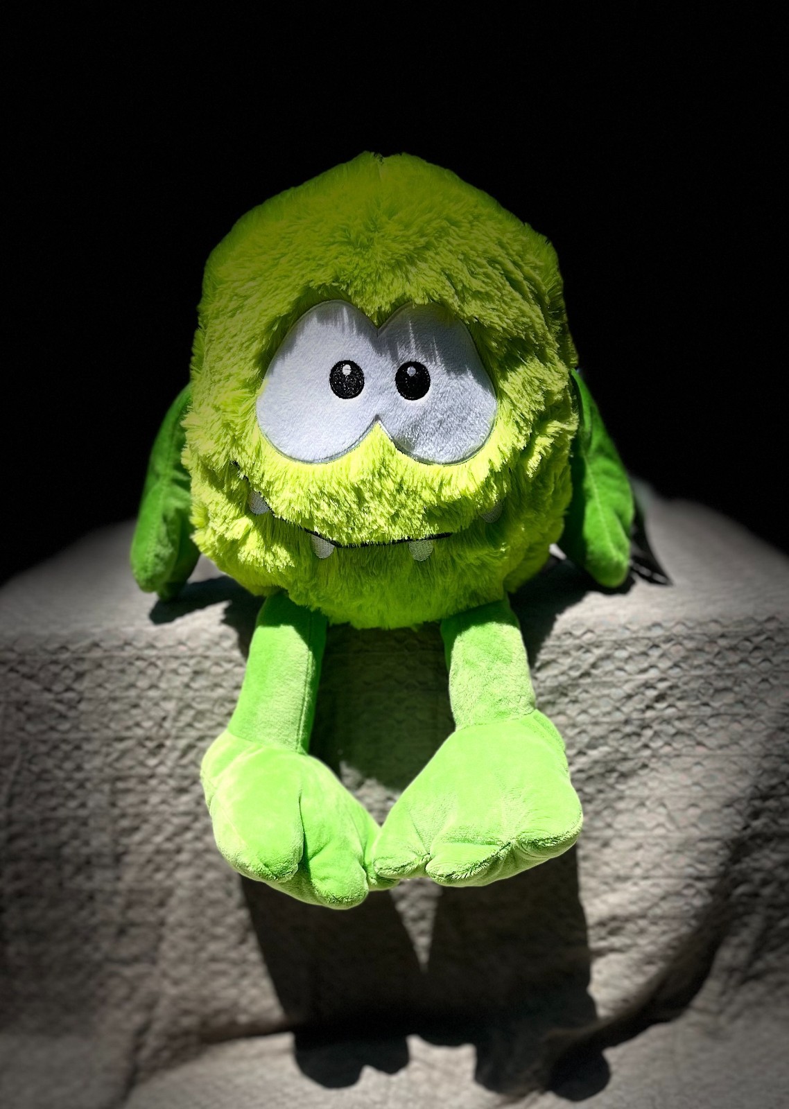 Big Dog Toys 18 Inch Jumbo Cuddle Monsters Soft Plush with Extra Large Squeaker (Green Two Eyes)