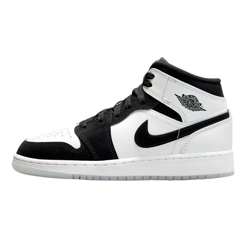 Jordan 1s big kid 2025