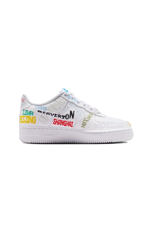 Big Kid's Nike Air Force 1 LV8 3 "World Tour" White/White (IO9739 100) - 4.5
